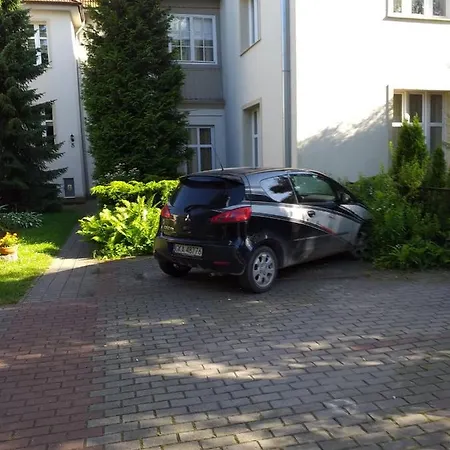Apartament W Poblizu Plazy Apartmán